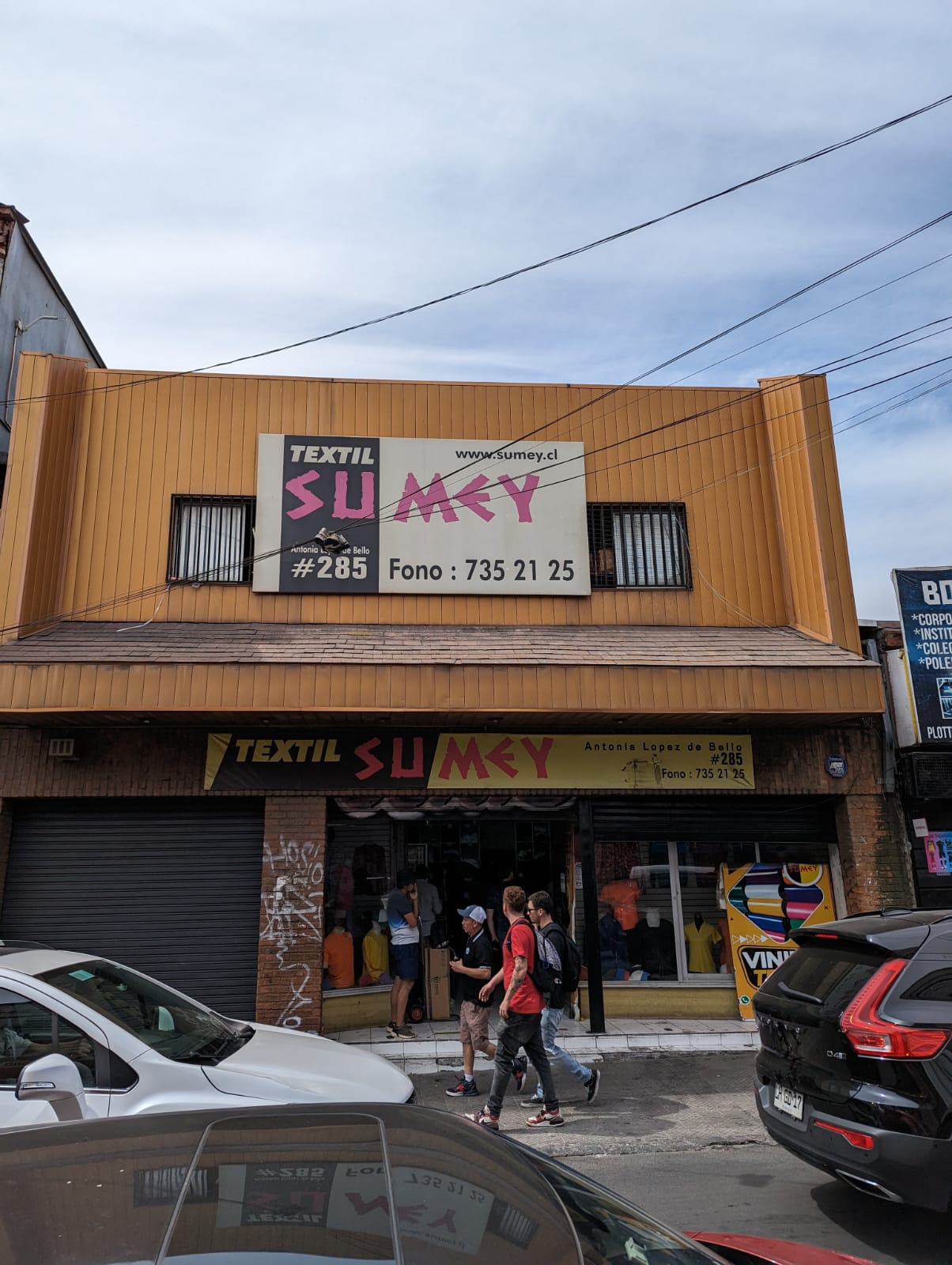 Textil Sumey - Local 1 Antonia López de Bello 285